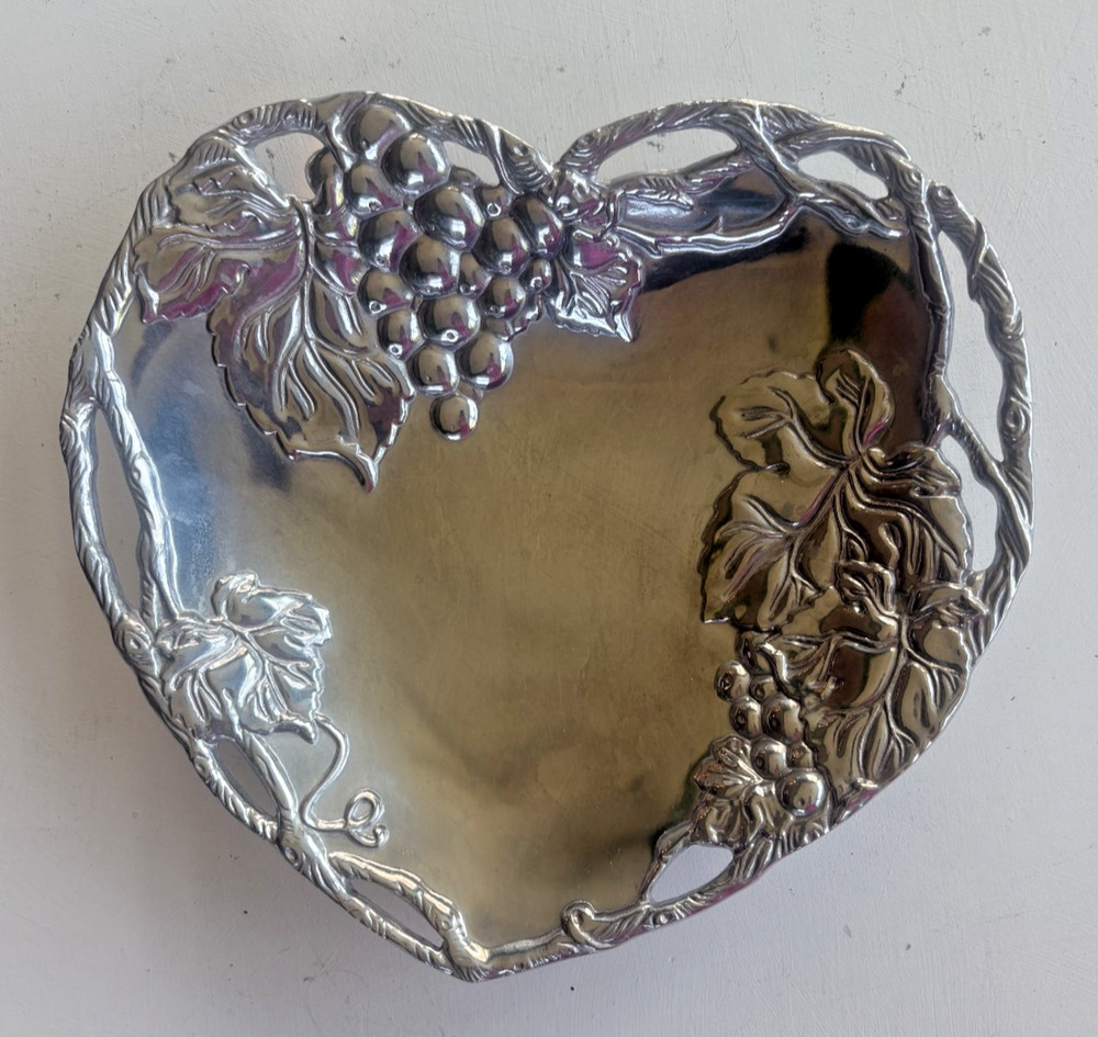 VTG Arthur Court Grapevine Heart Shape Cast Aluminum Tray Platter Bowl Dish Plat